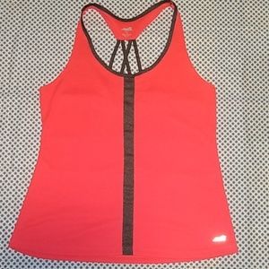 Avia workout top size medium
